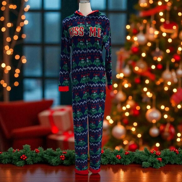 Holiday Time Christmas Onesie Medium Kiss Me Ho Ho Ho Pajama Jumpsuit Funny - Picture 1 of 11